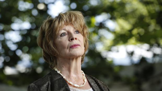 Edna O'Brien: «Soy demasiado ansiosa para ser una persona libre, feliz y afortunada»