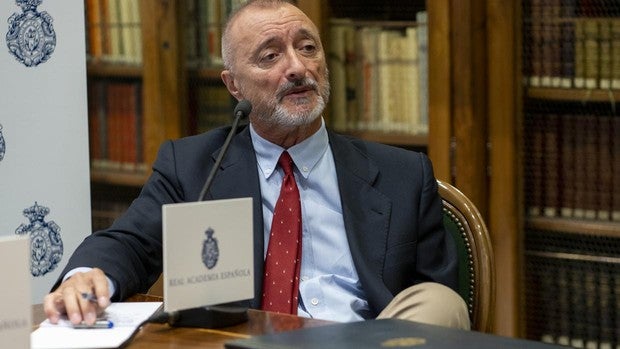 «Peor lo tiene Plácido Domingo», Pérez-Reverte y los nuevos tiempos del cortejo