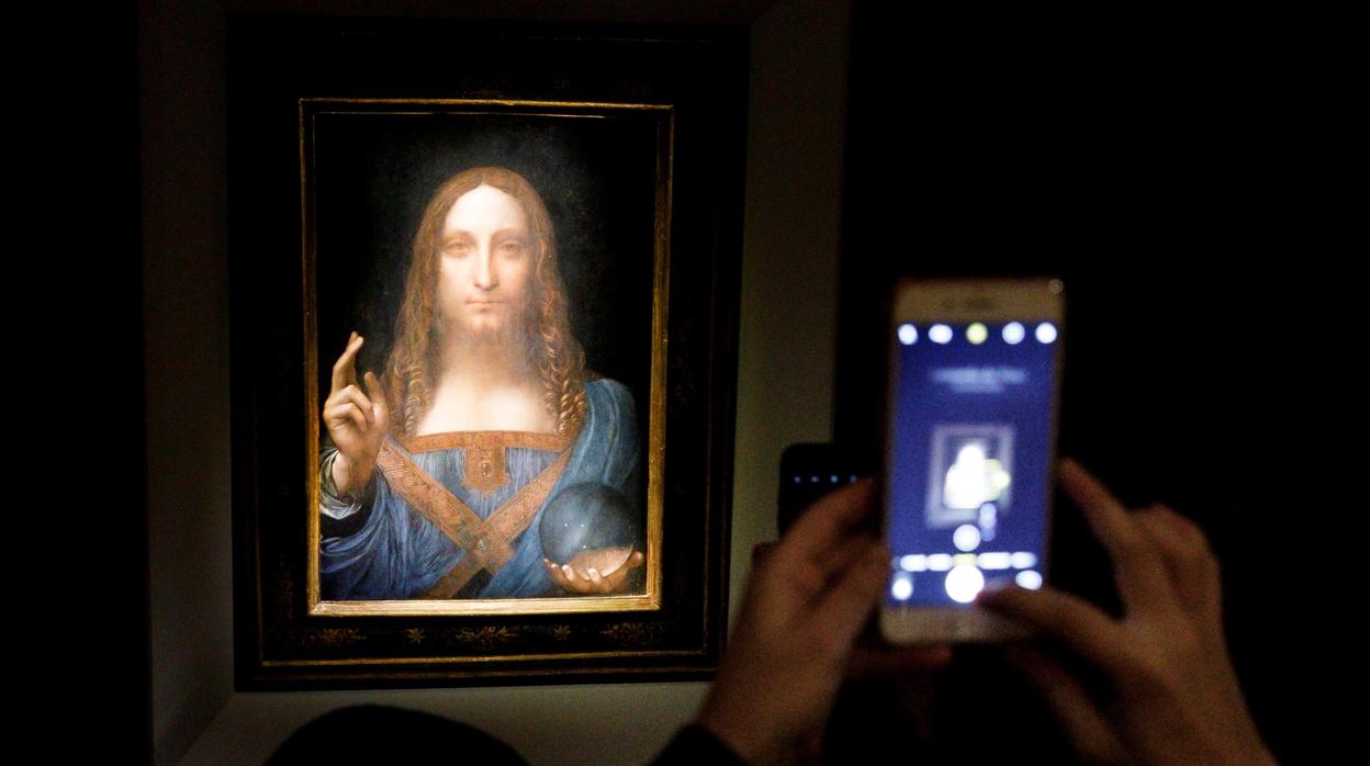 «Salvator Mundi» antes de su millonaria subasta en Christie's en Bueva York