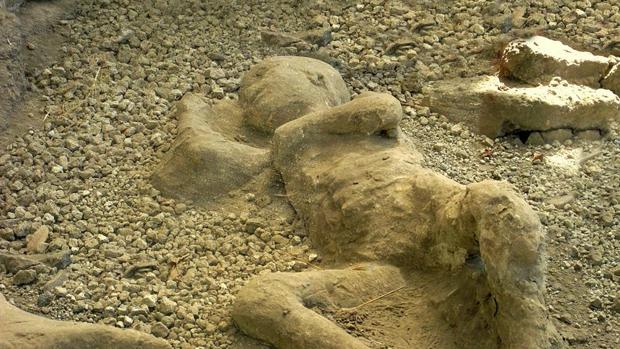 Pompeya exhibe la estremecedora imagen de un niño de ocho años huyendo del Vesubio