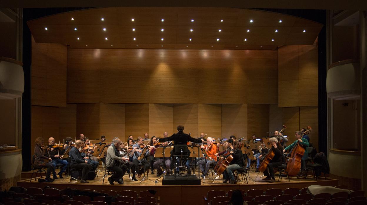 La ROSS durante un ensayo en la Sala Turina