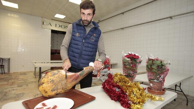 Un banderillero sevillano invitará a almorzar esta Nochebuena a familias sin recursos