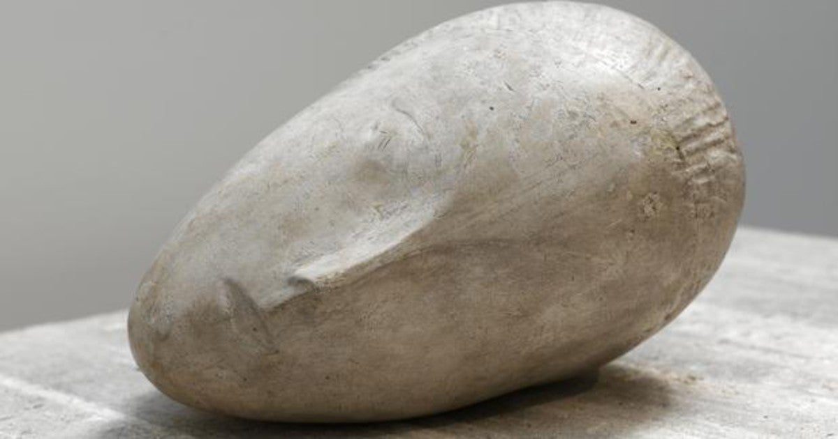 «La musa dormida», célebre obra de Constantin Brancusi de 1910