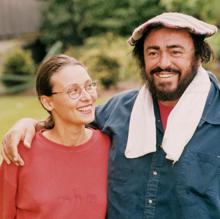 Pavarotti con Nicoletta, su segunda mujer