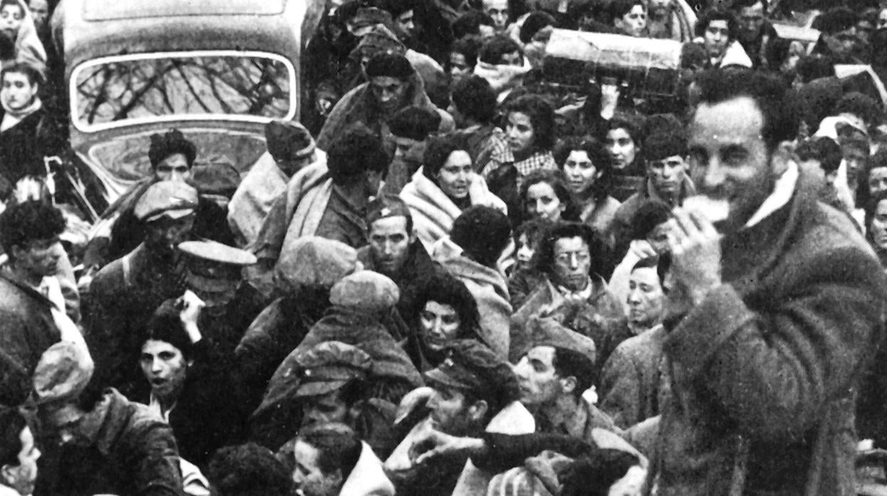 Avalancha humana de exiliados en el paso de Le Perthus en 1939