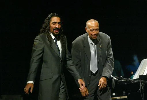 Bebo Valdés y el Cigala grabaron «Lágrimas negras» en 2003. Arriba, el cantaor flamenco y el pianista durante un concierto de la gira