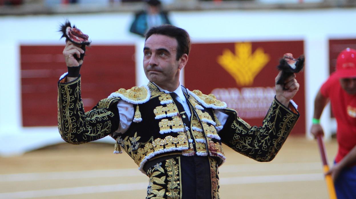 Enrique Ponce, en Cáceres