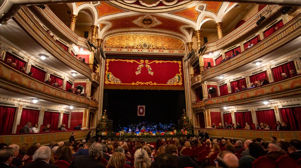 Inerior del Teatro Lope de Vega durante una función