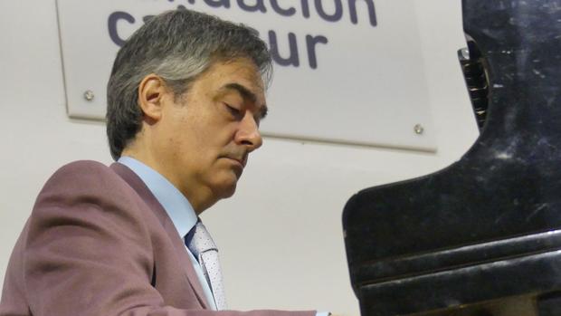 El arte de la improvisación llega al Espacio Turina de Sevilla con el pianista Andrés Carlos Manchado