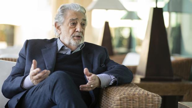 Cultura cancela las actuaciones de Plácido Domingo en el Teatro de la Zarzuela porque «es su deber»