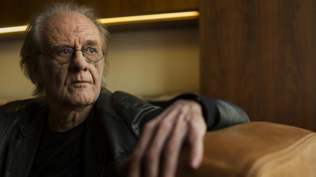 Vea el vídeo en memoria de Aute: «El ser humano tiene la fuerza para superar los monstruos que origina»