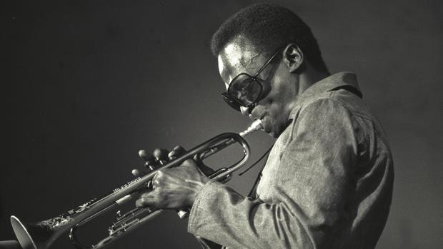 Miles Davis: combate a muerte entre la realidad y el mito