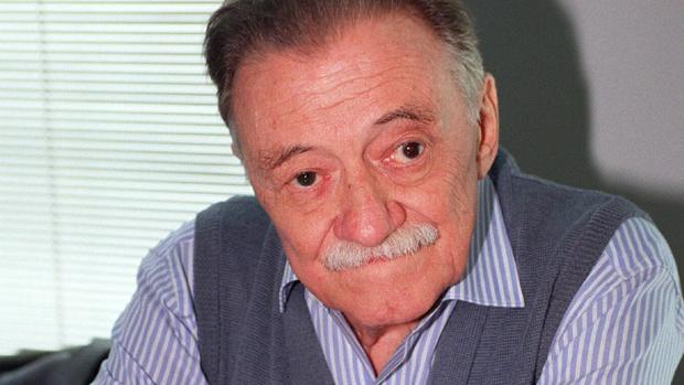 Cien años de Benedetti entre los versos solidarios de una pandemia global