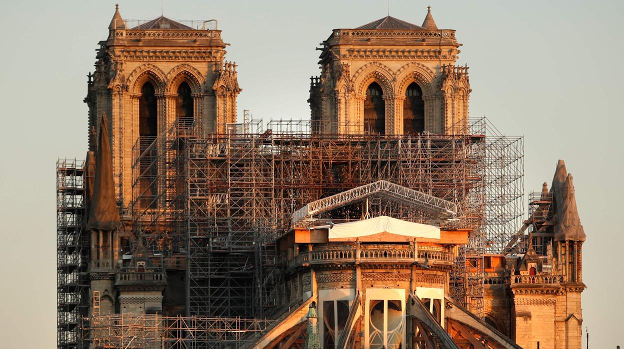 Fotografía de Notre Dame realizada a mediados del pasado mes de abril, cuando se cumplía el primer aniversario del incendio