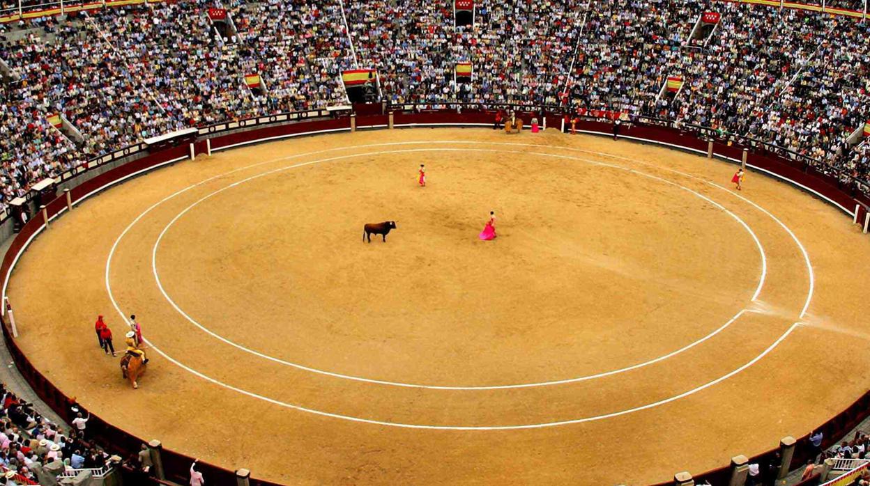 Plaza de toros de Las Ventas, en tarde de feria