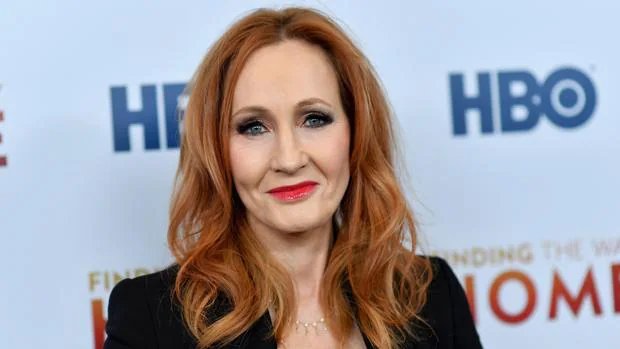Trabajadores de Hachette se oponen a la publicación del nuevo libro de J.K. Rowling por su postura sobre la transexualidad