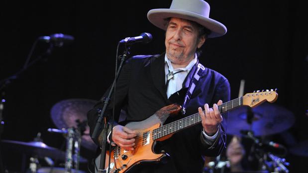 Bob Dylan y Neil Young: duelo de dinosaurios en tiempos de pandemia