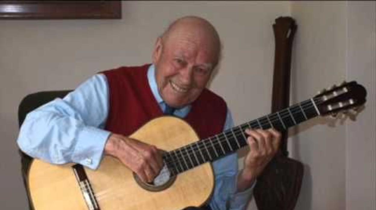 Fallece a los 87 años el legendario guitarrista Julian Bream