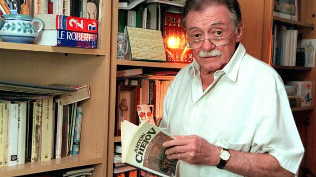 Hallan el manuscrito de una novela inacabada de Mario Benedetti