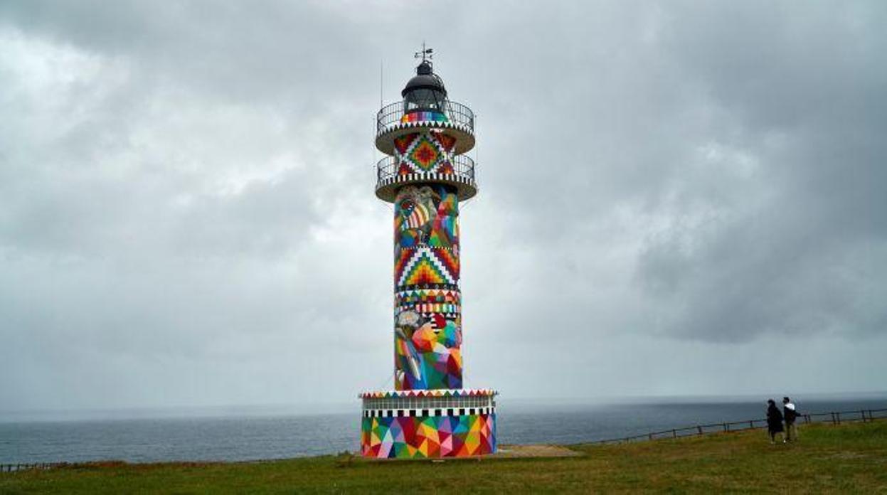 El faro de la discordia brilla en Cantabria