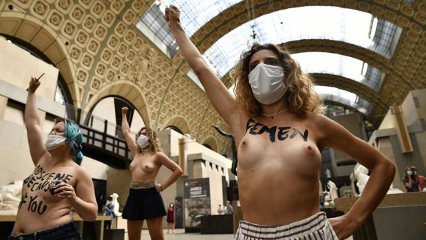 El veto del Museo de Orsay a una chica con escote desata protestas en Francia y en las redes sociales