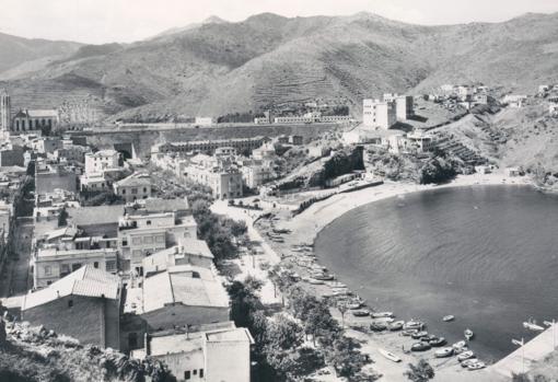 Vista de Portbou en 1968