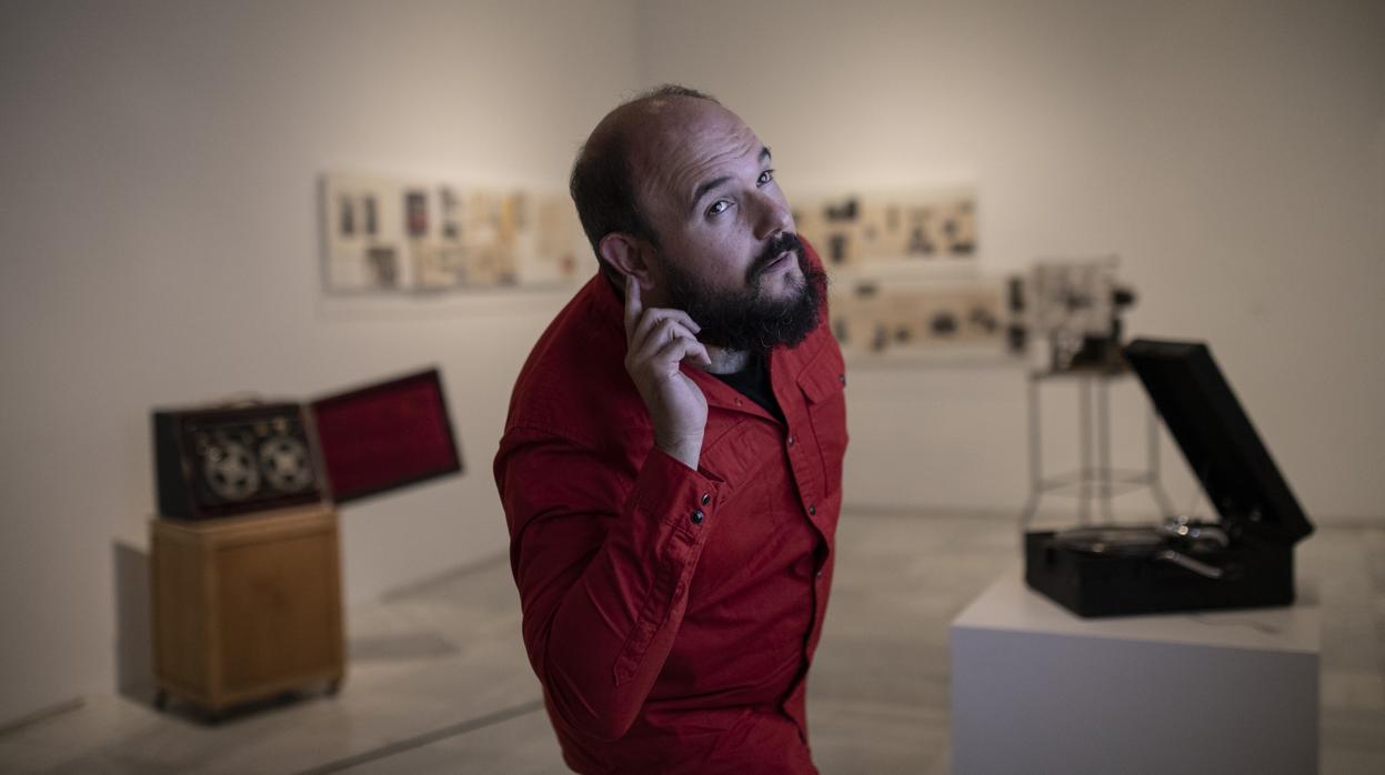 El Niño de Elche, en la instalación sonora sobre el trabajo de Val del Omar en el Museo Reina Sofía