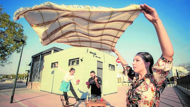 La danza vuelve a los barrios de Sevilla pese al Covid