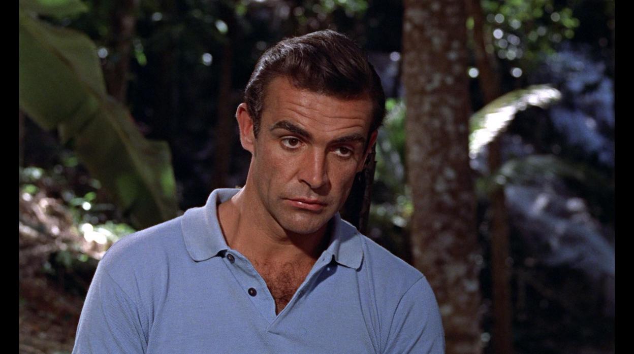 Sean Connery, caracterizado como James Bond en "Agente 007 contra el Dr. No"