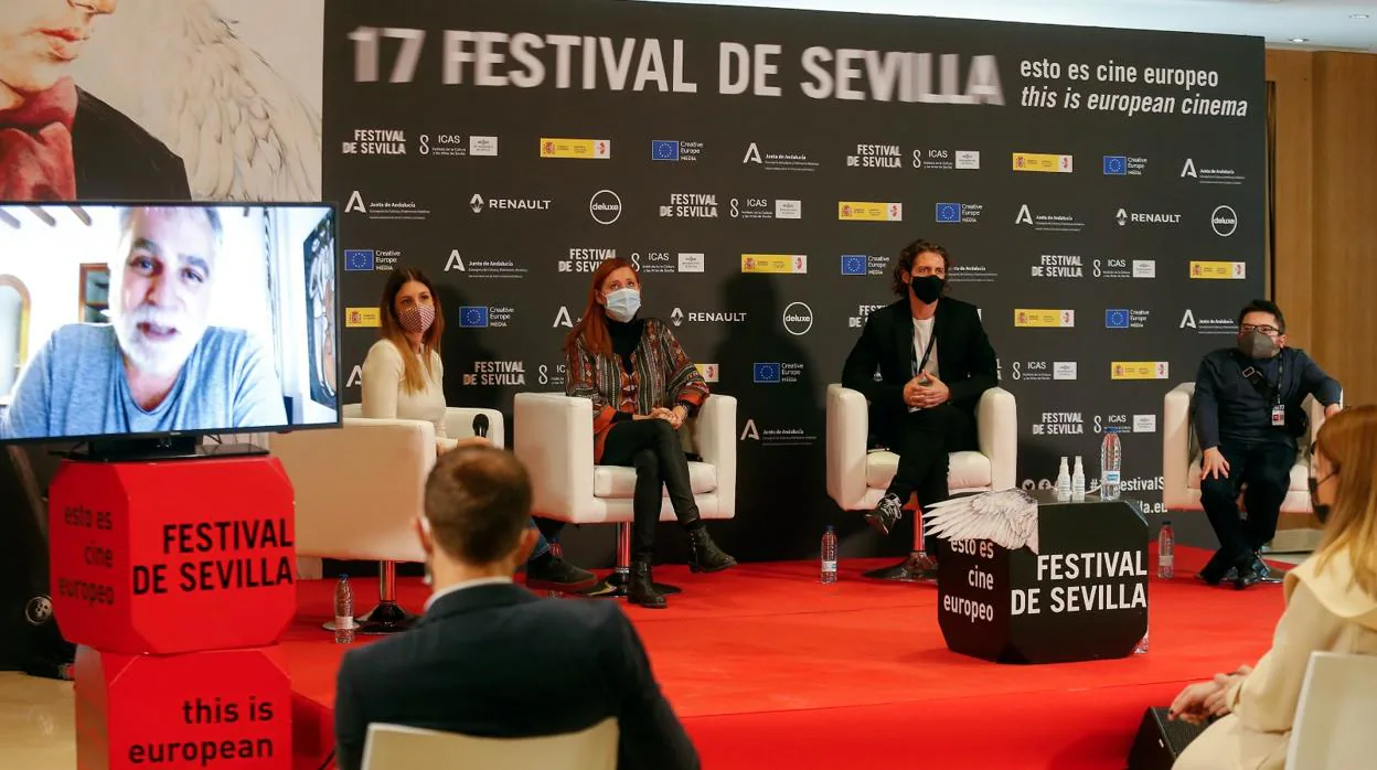 Presentación de la asociación Creamos dentro del Festival de Sevilla