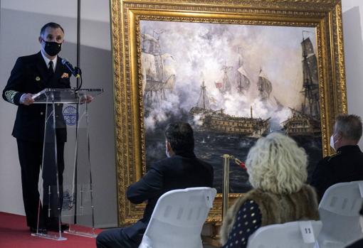 Un momento de la presentación de «El último combate del Glorioso» en el museo gaditano