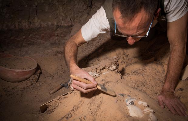 Un dolor más allá de la muerte: descubren el primer tratamiento ginecológico de la historia