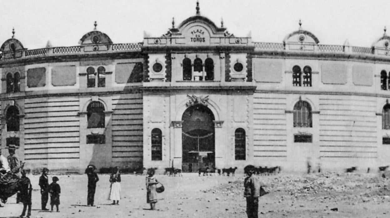 Plaza de toros de Almería. Otro siglo