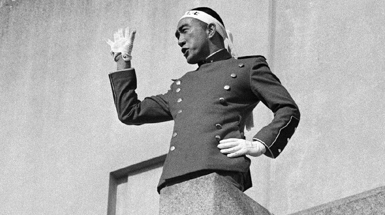 Yukio Mishima el 25 de noviembre de 1970