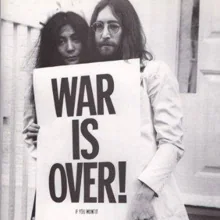 «John Lennon y Yoko Ono»