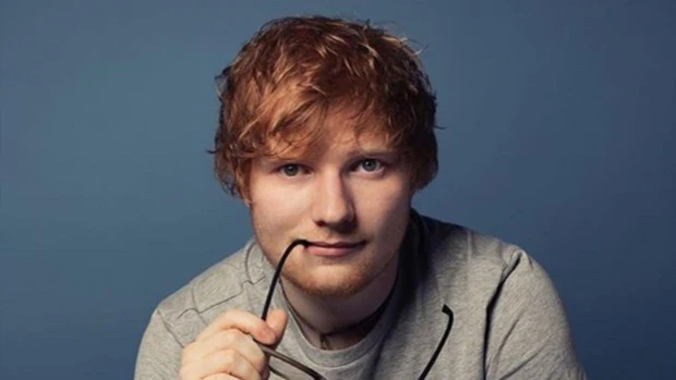 Escucha la nueva canción que Ed Sheeran ha publicado por sorpresa para Navidad, «After Glow»