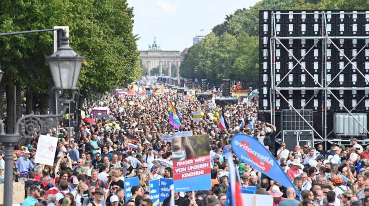 Manifestación negacionista en Berlín