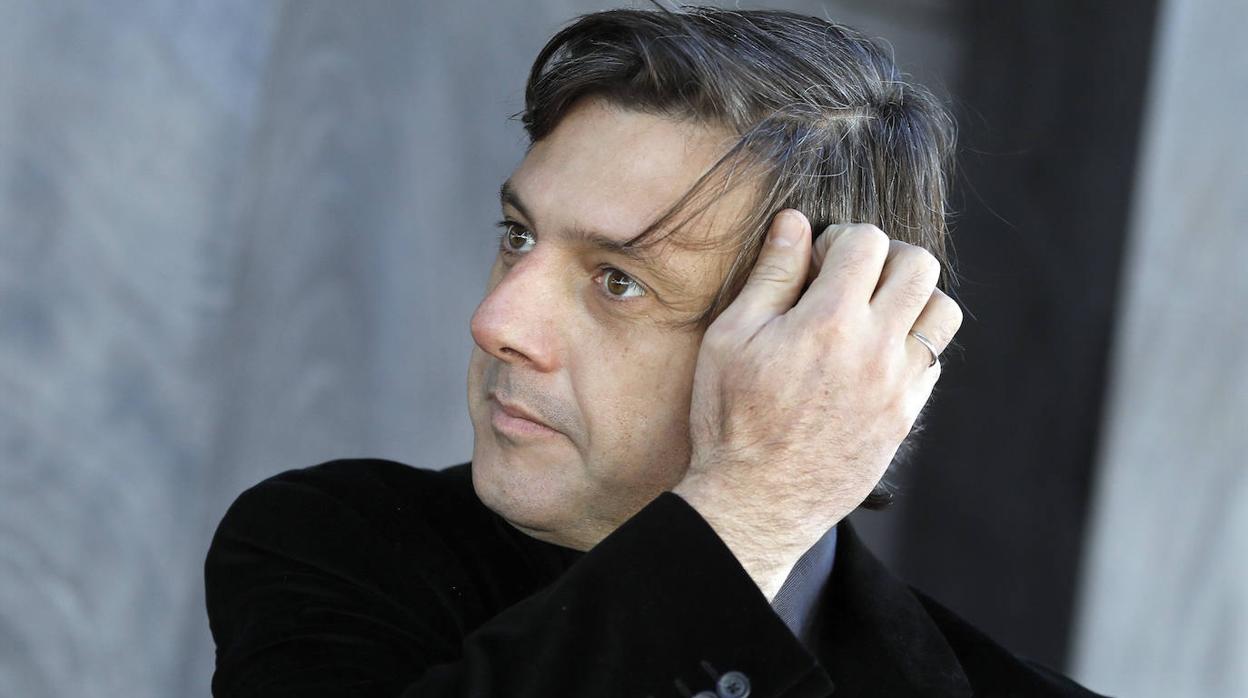 El madrileño Andrés Barba ganó el Premio Herralde de novela con «República luminosa»