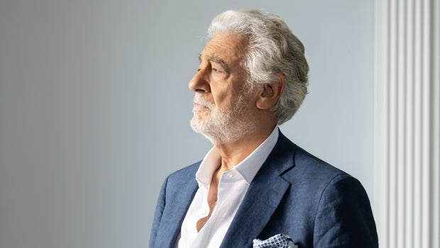 Plácido Domingo: «Confío en poder aclararle todo en persona al ministro de Cultura»