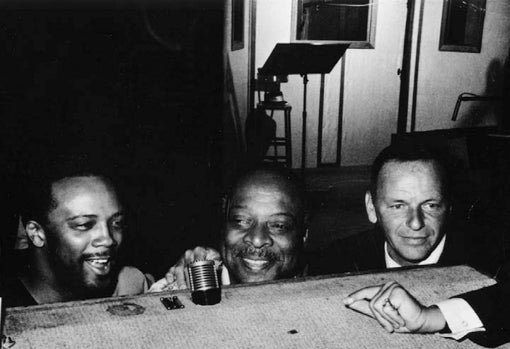 Junto a Frank Sinatra y Count Basie grabando «Fly Me To The Moon» en 1964