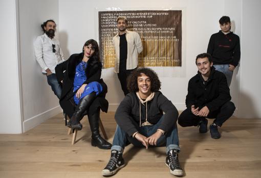 Parte del equipo responsable del proyecto «Broken Line. Escala 2» (G. Lucía Mendoza)