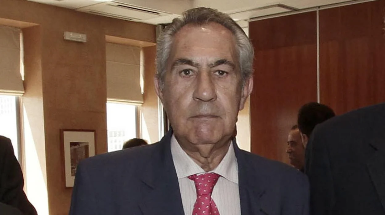 El ganadero Francisco Domínguez Camacho ha estado presente en casi todas las ediciones del premio Simón de Rojas Clemente en la Casa de la ABC de Sevilla
