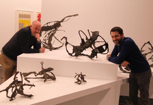 José de la Mano y Alberto Manrique, en su estand de ARCO en 2020