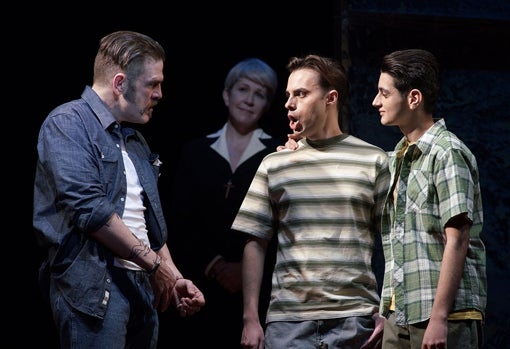 Pablo García López (en el centro) en la ópera 'Dead Man Walking' en el Teatro Real