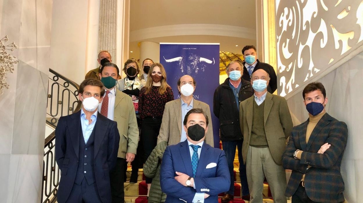 Ginés Marín, José María Garzón y Daniel Luque, en primera fila, en la presentación del cartel de Morón