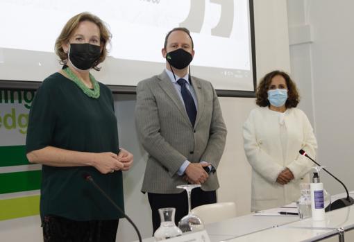 María del Mar Sánchez Estrella, José Ignacio García y Aurora Morales Martín