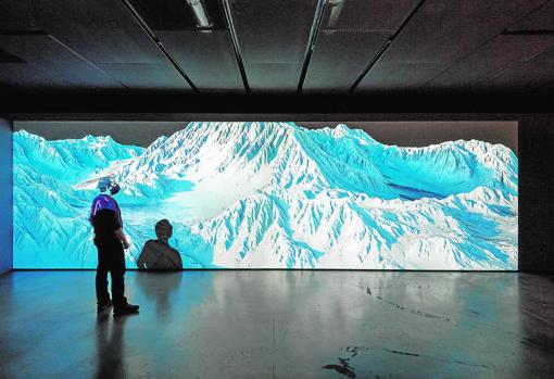 Una de las montañas de luz ideales creadas por Joanie Lemercier