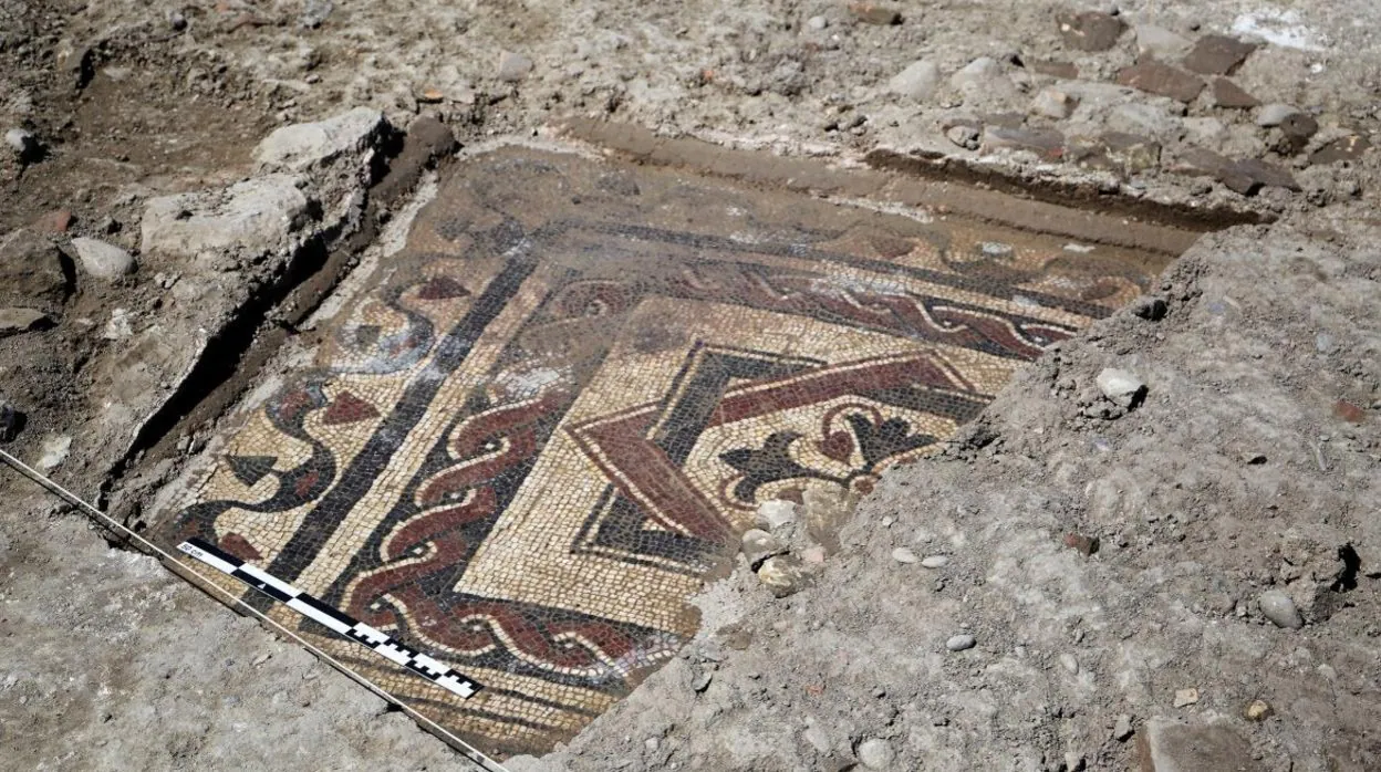Uno de los tres mosaicos hallados en un paraje próximo a Peralta
