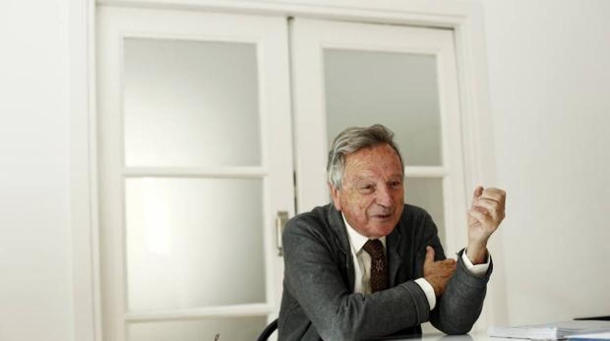 El arquitecto Rafael Moneo en su estudio