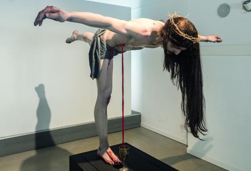 'La fuente', escultura de Santiago Ydáñez